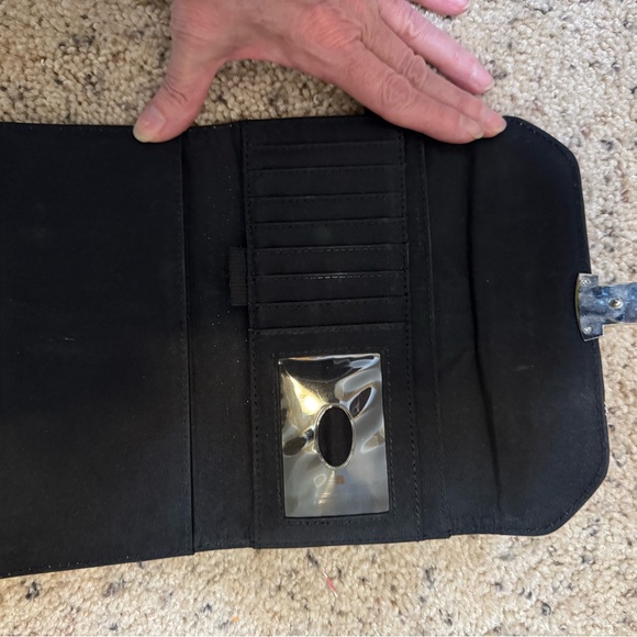 Wallet - Picture 3 of 6